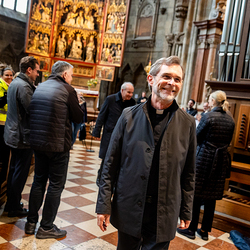 Agape und Mitarbeitergebet