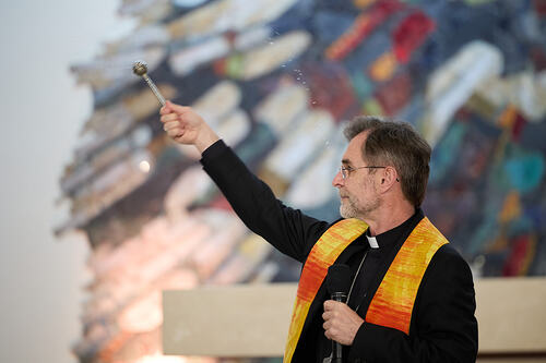 Caritas - Er?ffnung Kirchenschiff / Johannes Hloch