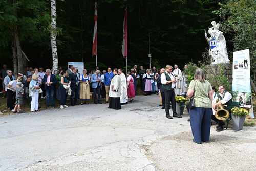 Wallfahrtsmesse in der Lourdesgrotte Maria Gugging