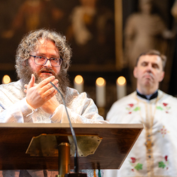 Priesterweihe Byzantinischer Ritus im Stephansdom / Erzdiözese Wien/ Schönlaub