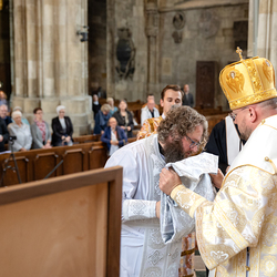 Priesterweihe Byzantinischer Ritus im Stephansdom / Erzdiözese Wien/ Schönlaub