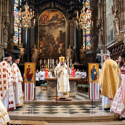 Priesterweihe Byzantinischer Ritus im Stephansdom / Erzdiözese Wien/ Schönlaub